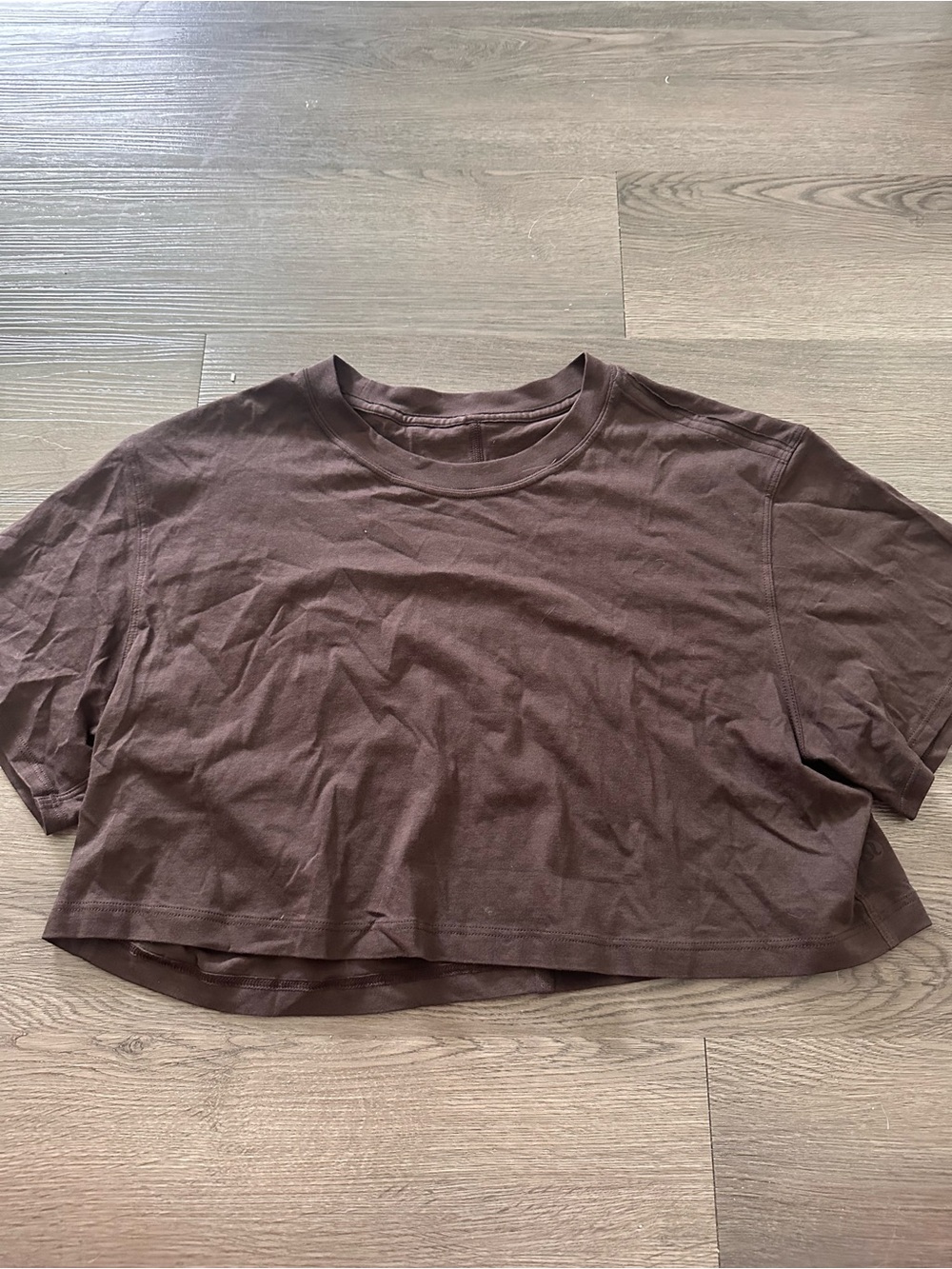 lululemon athletica Cropped Short Sleeve Tee in Espresso Brown - Picture 2 of 4